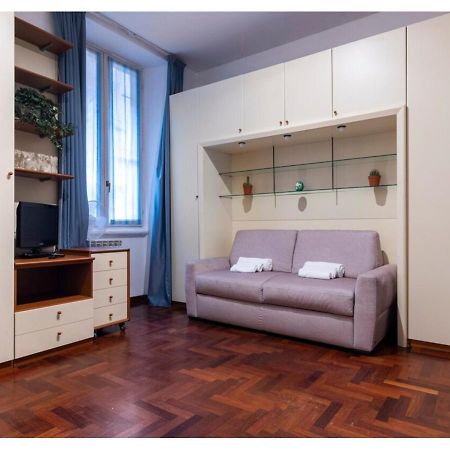 Stayeasy Moscova Studio - Brera & Downtown Walking Милано Екстериор снимка
