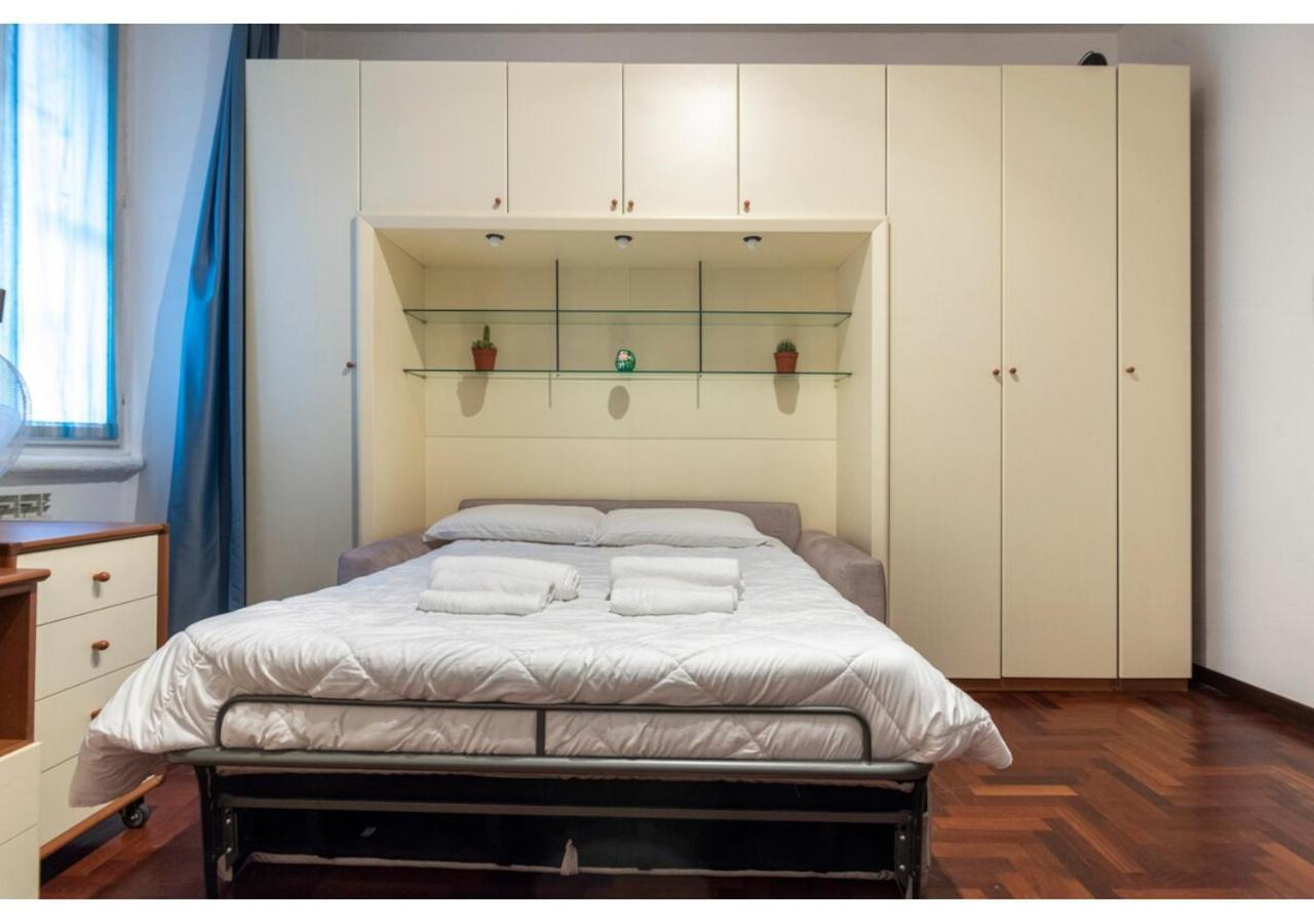 Stayeasy Moscova Studio - Brera & Downtown Walking Милано Екстериор снимка