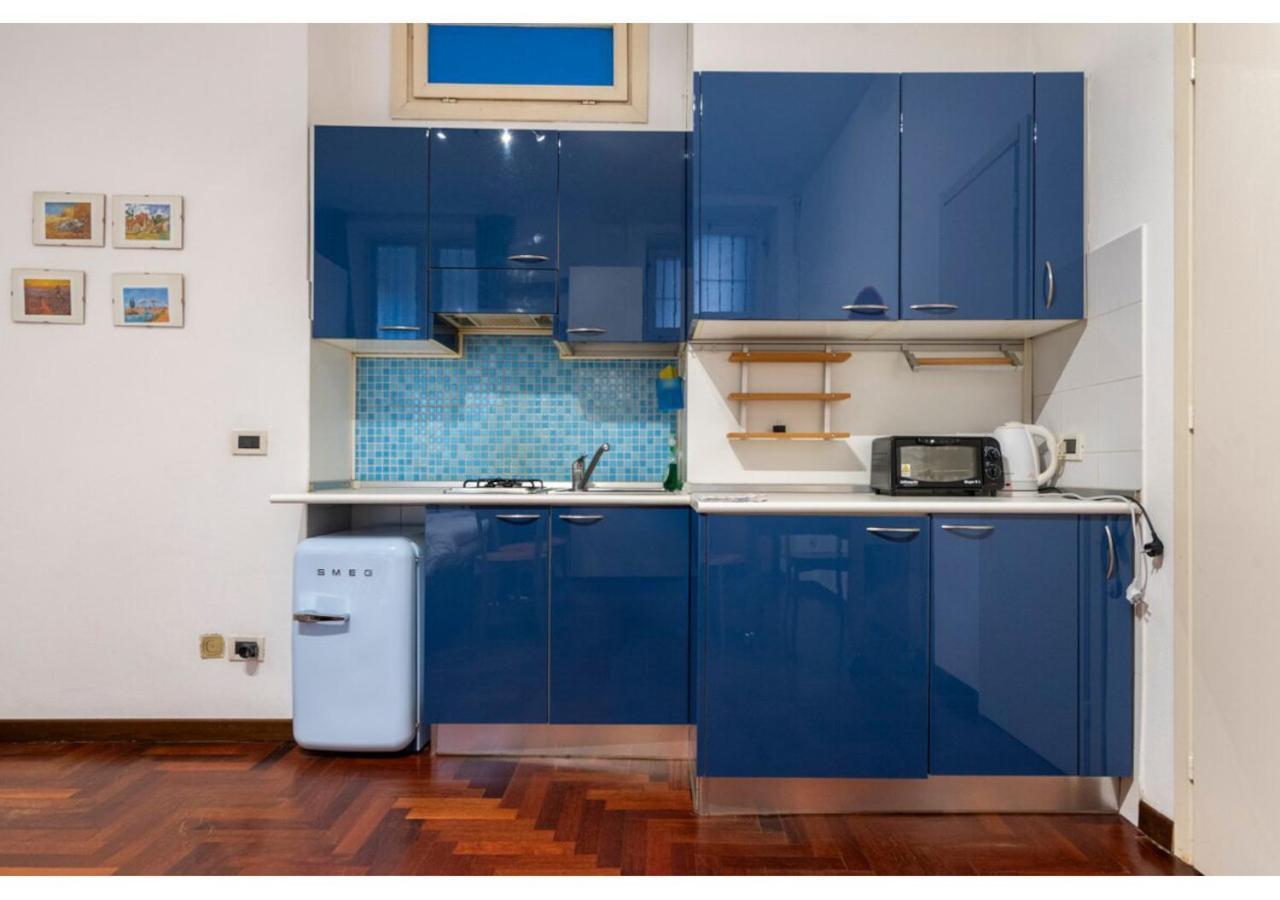 Stayeasy Moscova Studio - Brera & Downtown Walking Милано Екстериор снимка